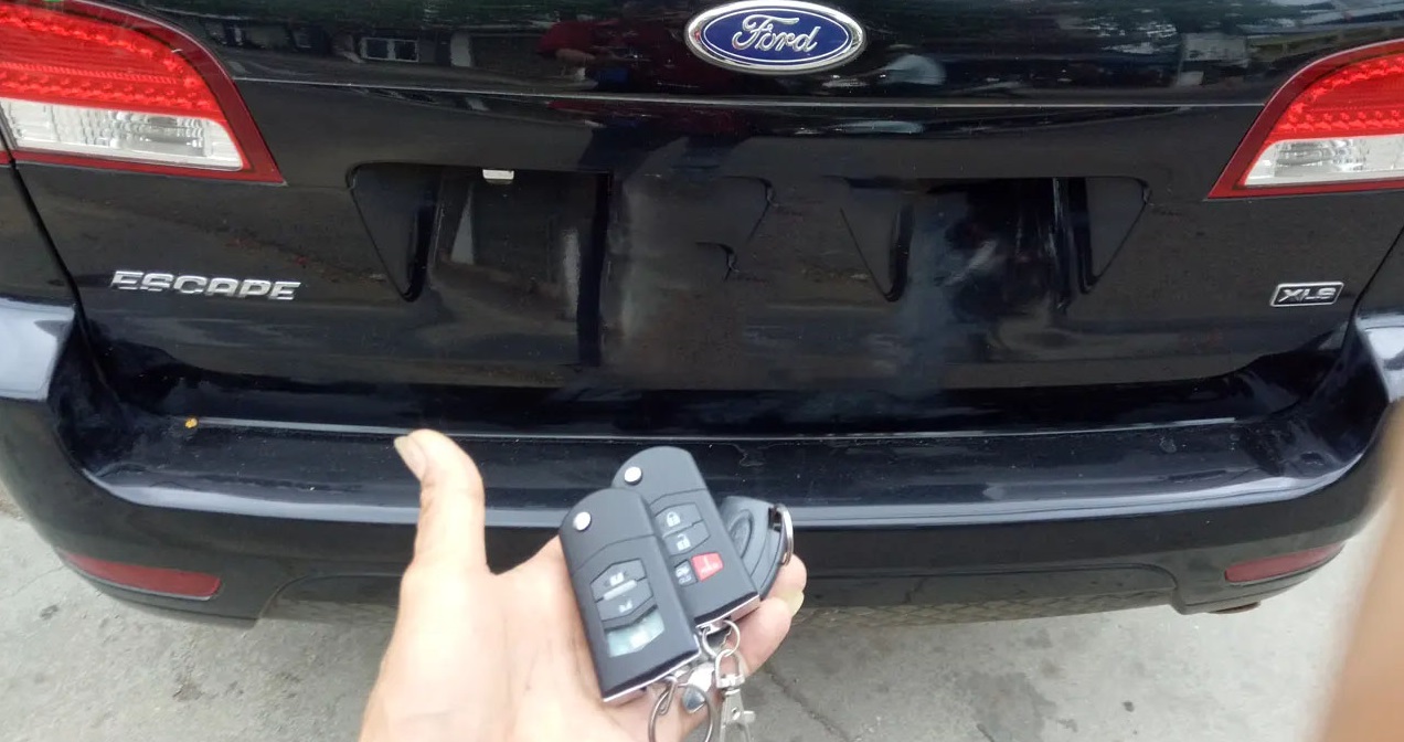 1 số lưu ý khi làm chìa khóa oto Ford Ninh Bình