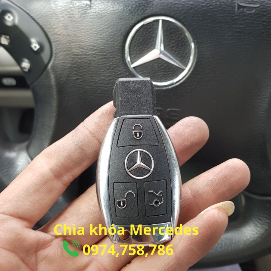 lam-chia-khoa-xe-mercedes-tai-nam-dinh-0974758786